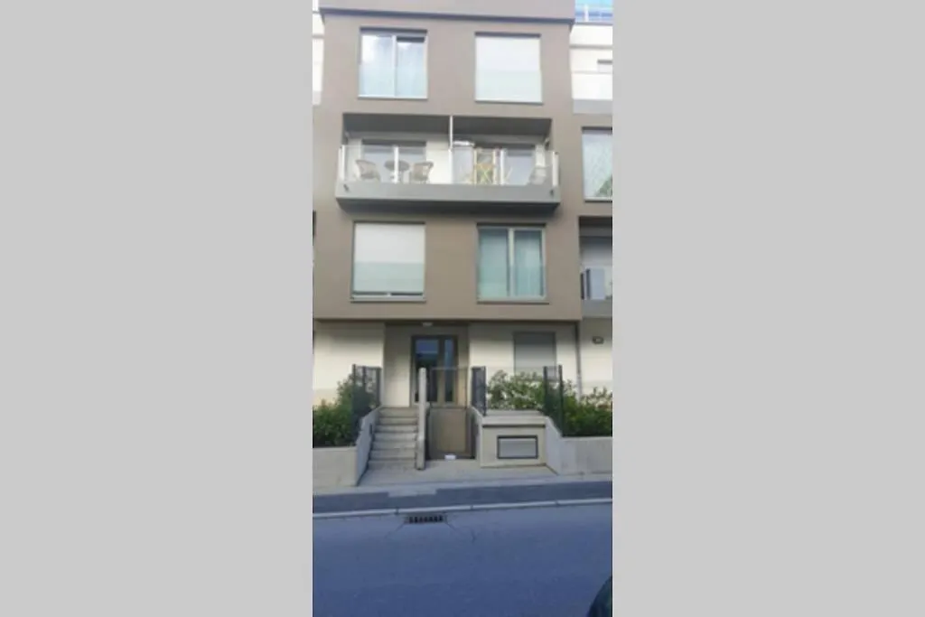 Large Family Retro Flat In City Center- Large Terrace & Garden View, Free Parking Luxembourg Luxembourg
